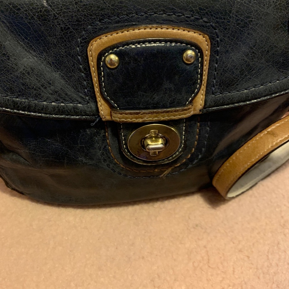 70th Anniversary Coach Navy & Tan Leather Shoulder Bag w/ Hang Tag &Tassel Charm - Picture 9 of 14
